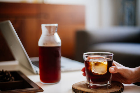 Refréscate con «cold brew»: cafë frío para días calurosos