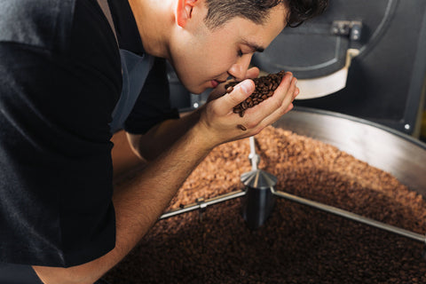 Aprender a oler un cafë antes de juzgarlo